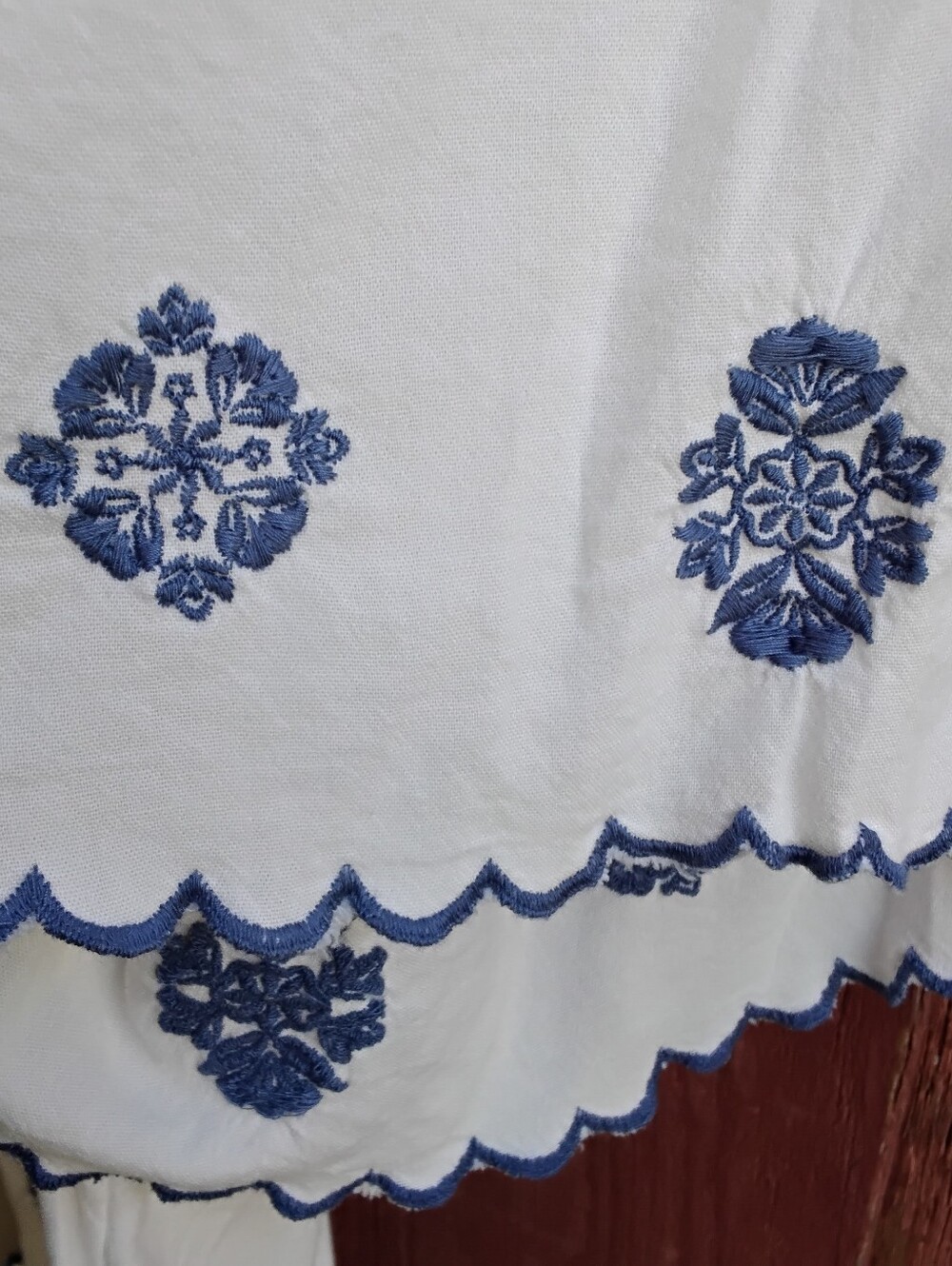 Embroidered Peplum Top - Picture 3 of 4